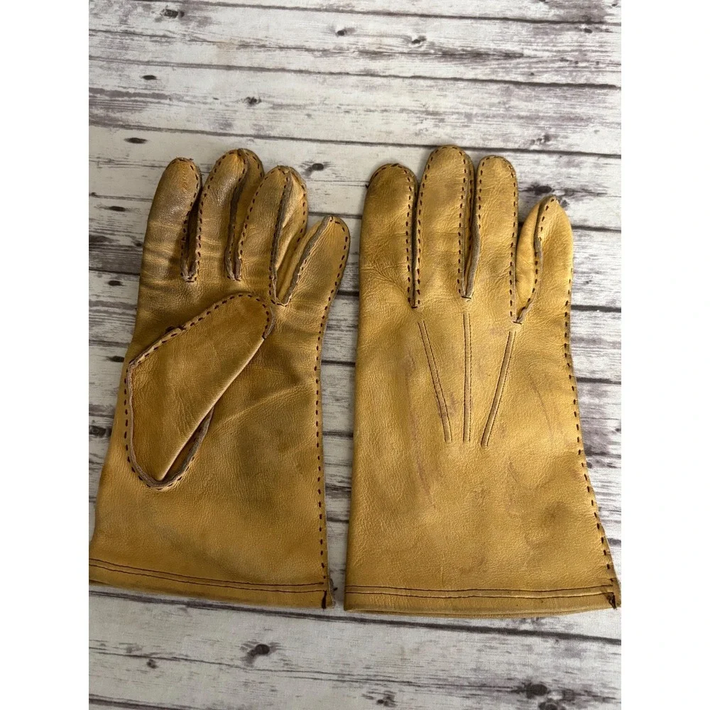 Vintage Women's Yellow Large Buckskin Leather Gloves Driving 50s 60s Aged
